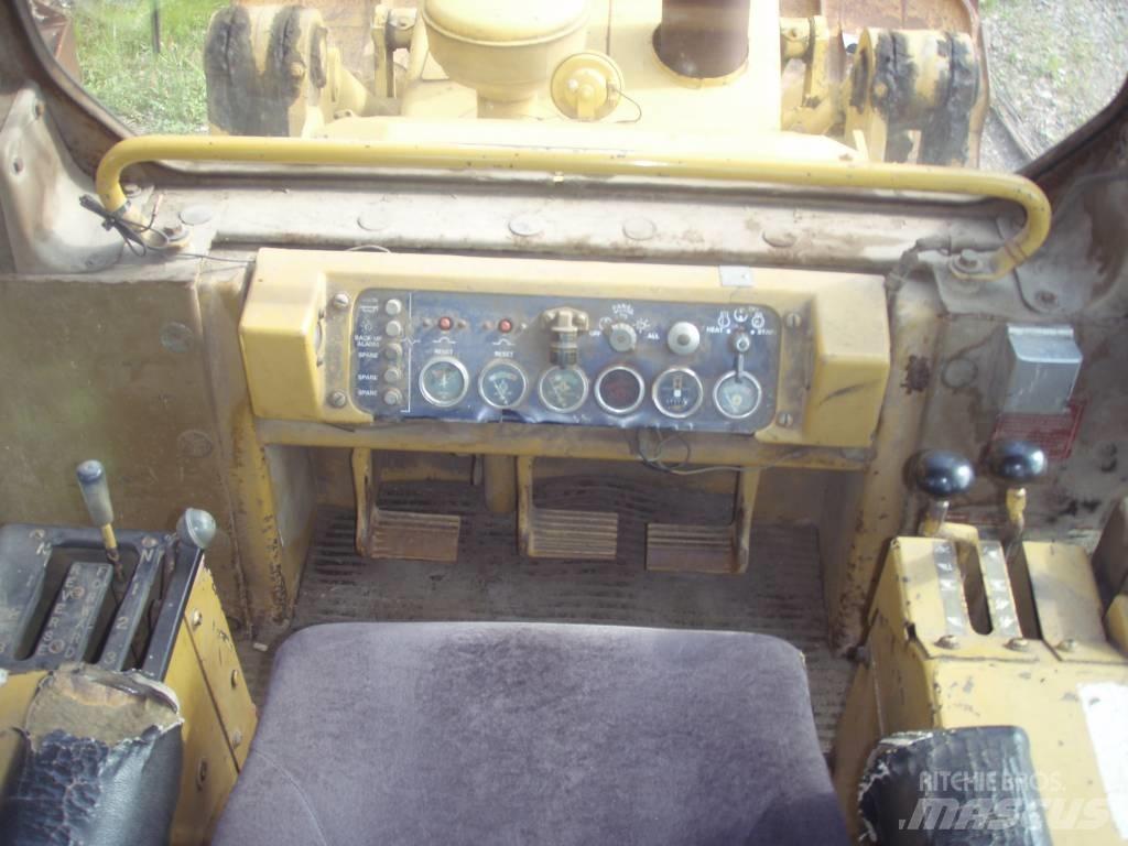 CAT 955 L Crawler FEL's