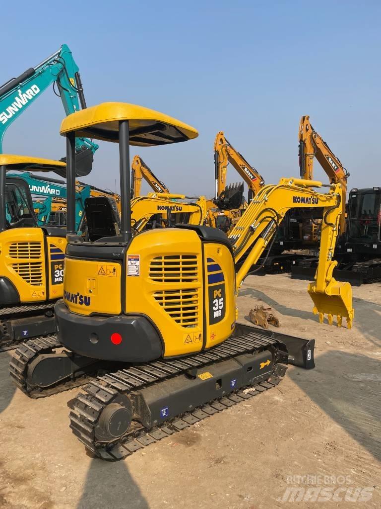 Komatsu PC 35 Mini excavators < 7t