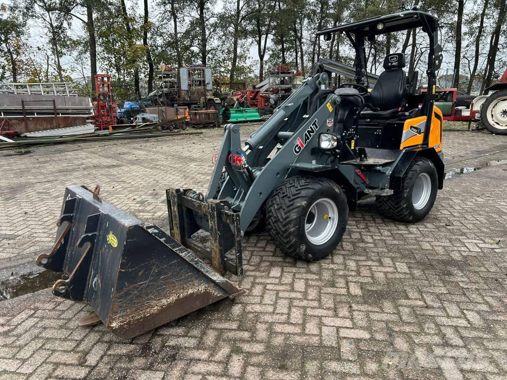 GiANT G 2500 HD Mini loaders