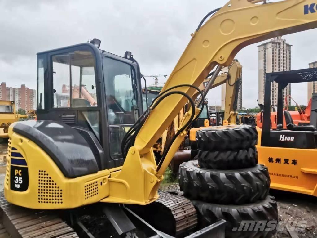 Komatsu PC 35 Mini excavators < 7t