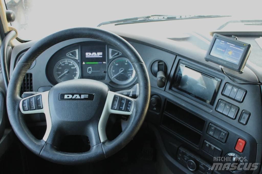 DAF XF 530 FTS Truck Tractor Units