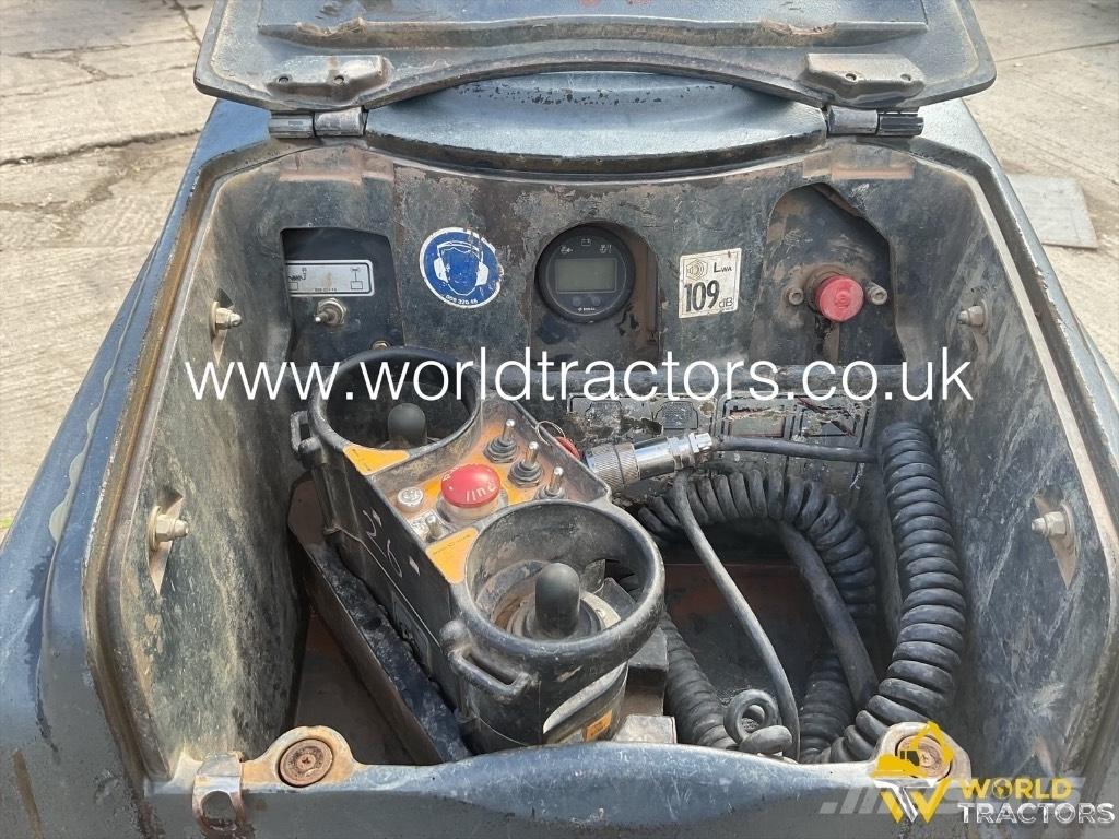 Bomag BMP 8500 Vibrator compactors
