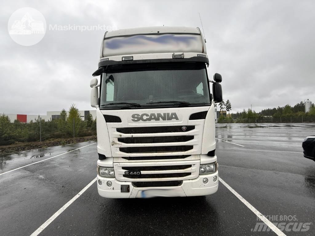 Scania R 440 LA Truck Tractor Units
