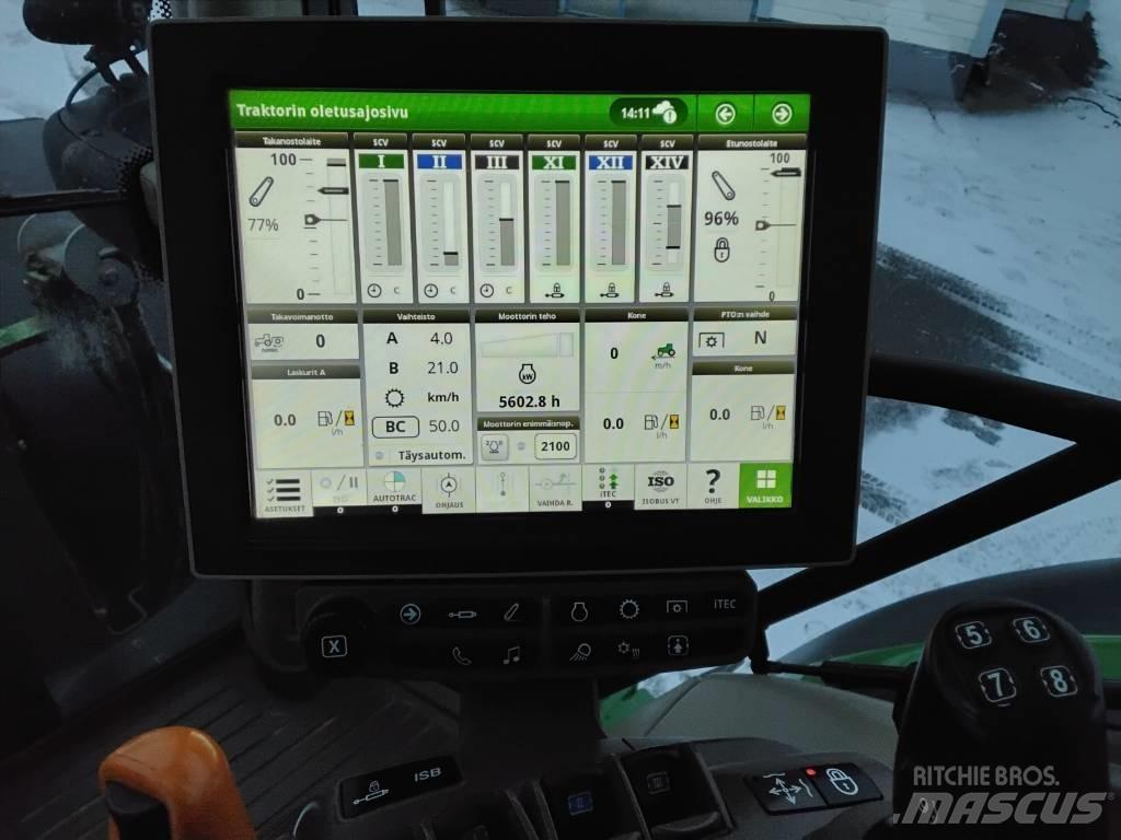 John Deere 6155 R Tractors
