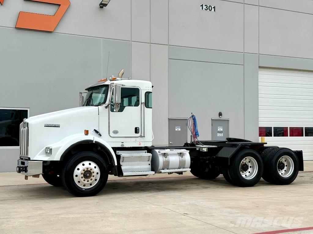 Kenworth T 800 Truck Tractor Units