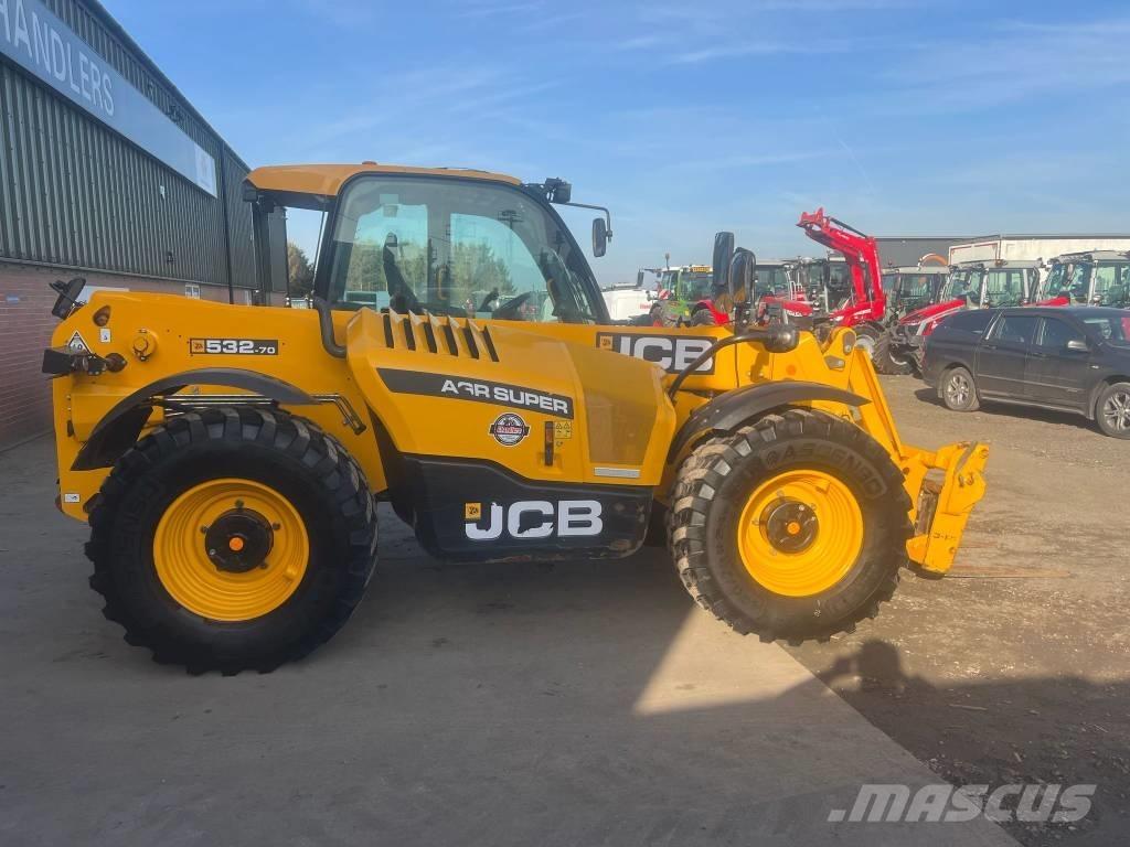 JCB 532 Farming telehandlers