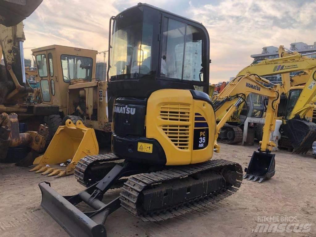 Komatsu PC35 Mini excavators < 7t