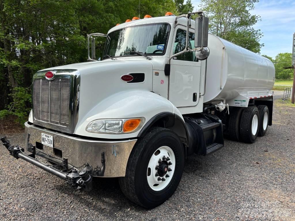 Peterbilt 348 Water tankers