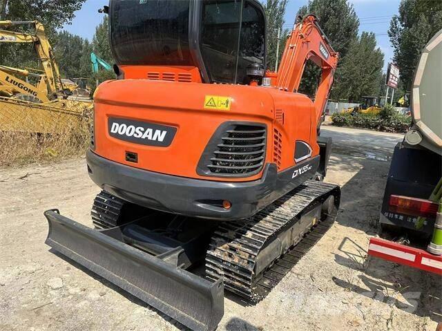 Doosan DX55 Mini excavators < 7t