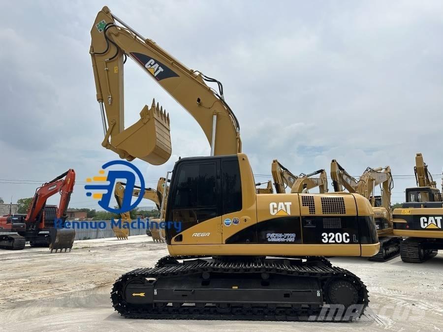 CAT 320CL Mini excavators < 7t