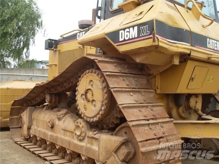 CAT D 6 M LGP Crawler dozers