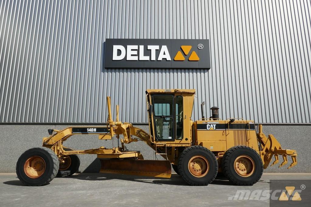 CAT 140H Graders