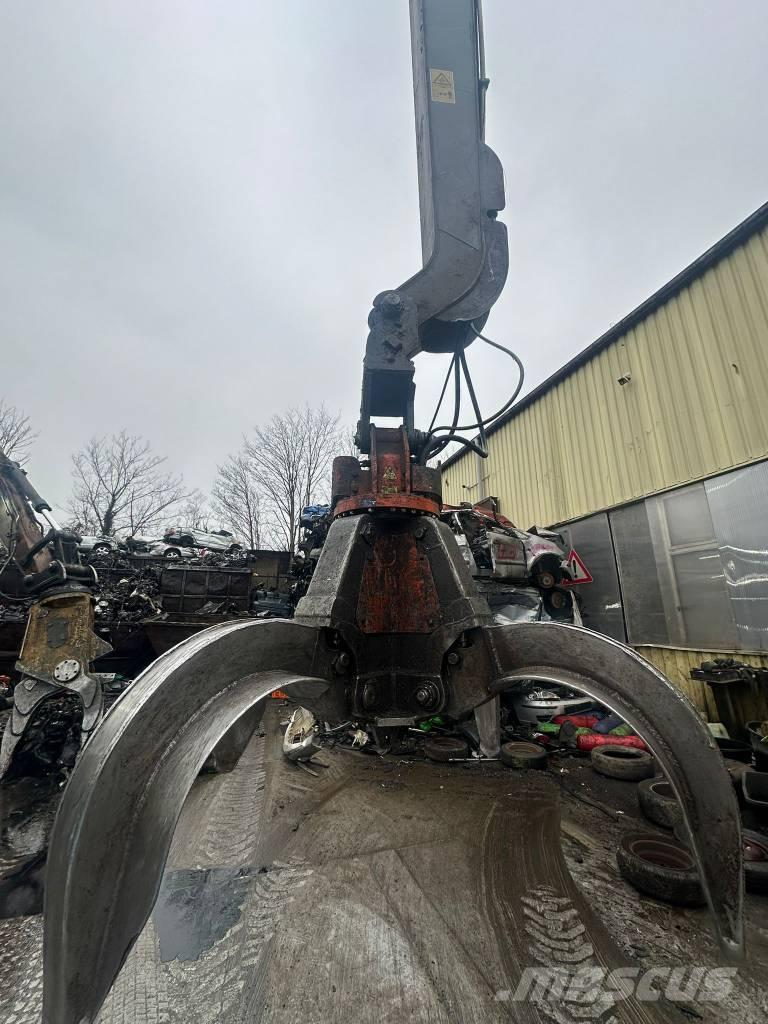 Atlas 520 MH Waste / industry handlers