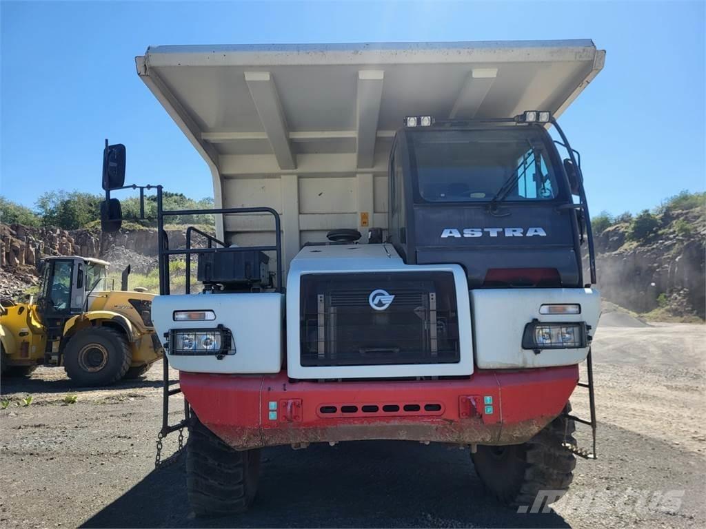Astra RD32 Tipper trucks