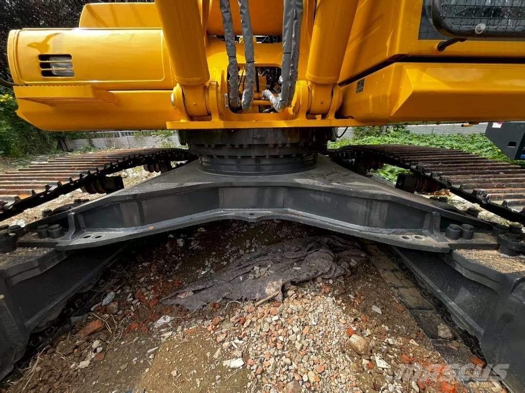 Komatsu PC 450 Crawler excavators