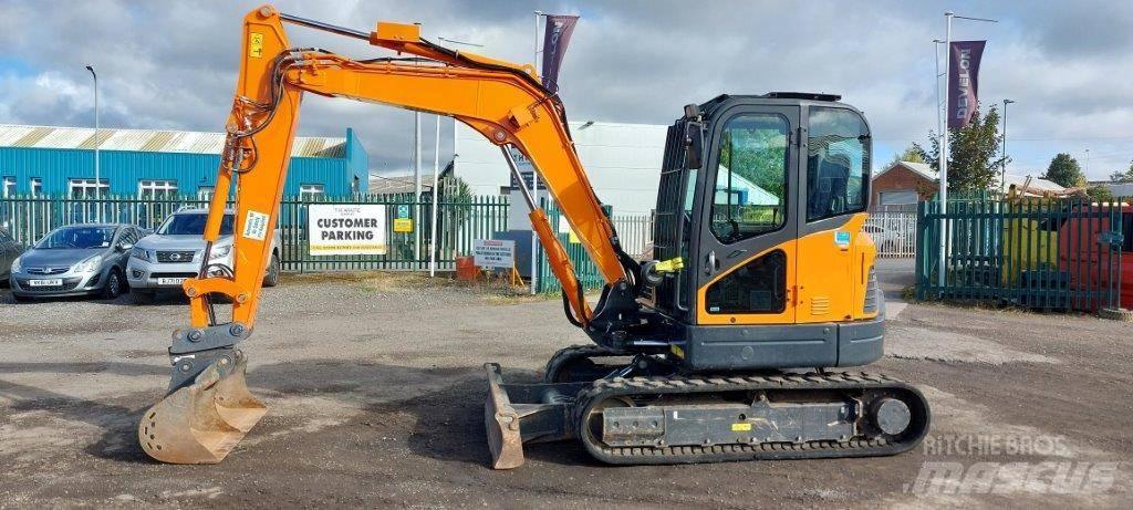 Develon Excavator Crawler excavators