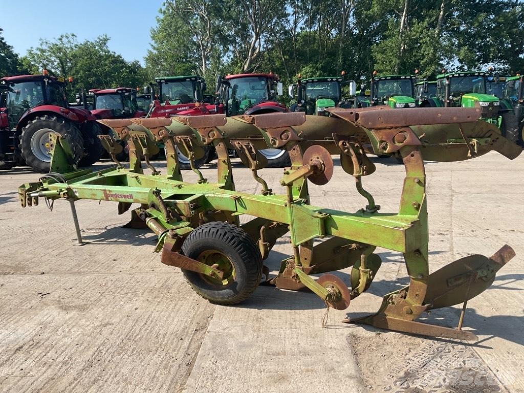Dowdeswell DP120 MA Conventional ploughs