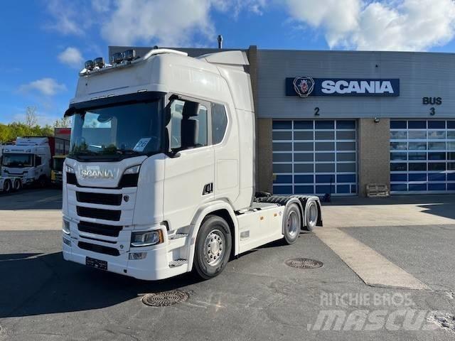 Scania R 590 Truck Tractor Units