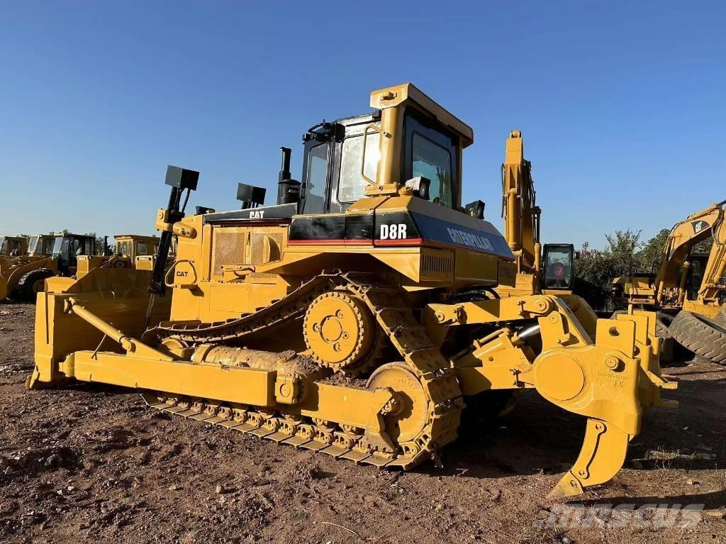 CAT D8R Crawler dozers