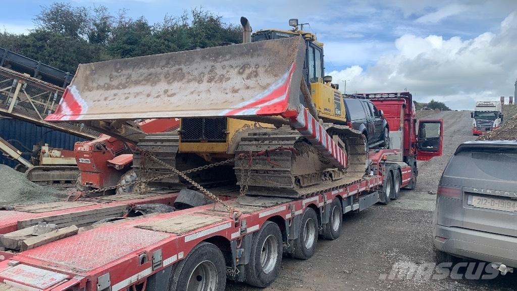 Komatsu D 65 PX-17 Articulated Haulers