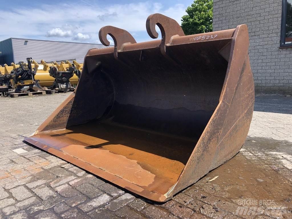  Onbekend NG-5-2200 Buckets