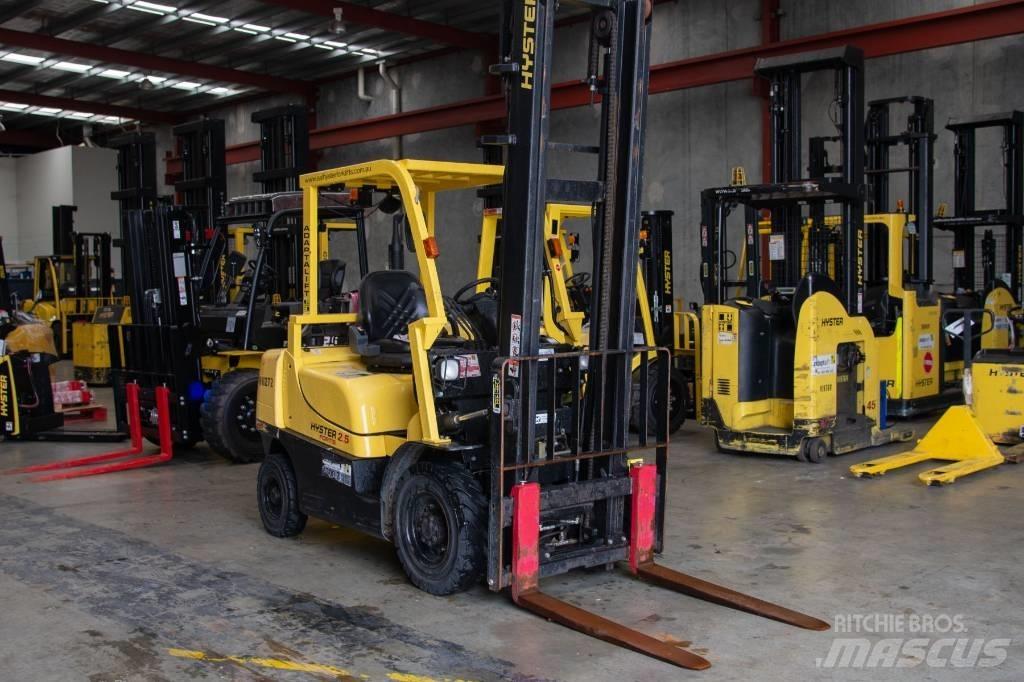 Hyster H2.5TX LPG trucks