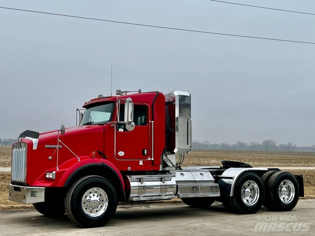 Kenworth T 800 Truck Tractor Units