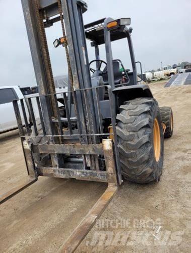 CASE 586H Rough terrain truck