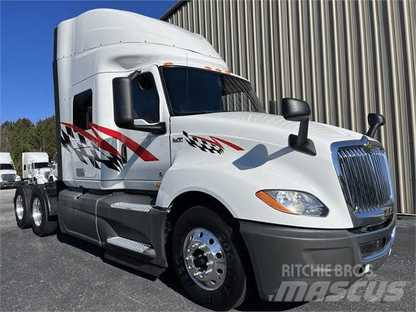 International LT Truck Tractor Units