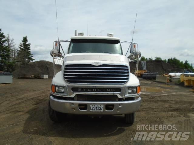 Sterling L 9500 Truck Tractor Units