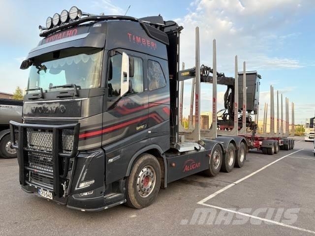 Volvo FH Timber trucks