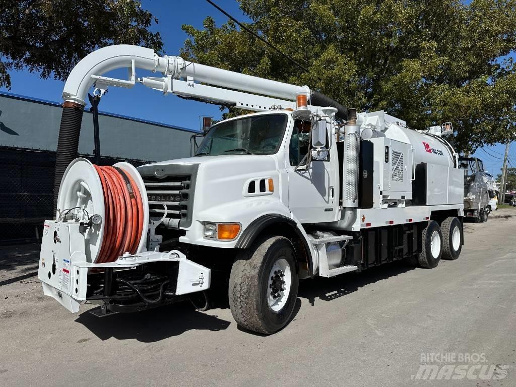 Sterling L 7500 Sewage disposal Trucks