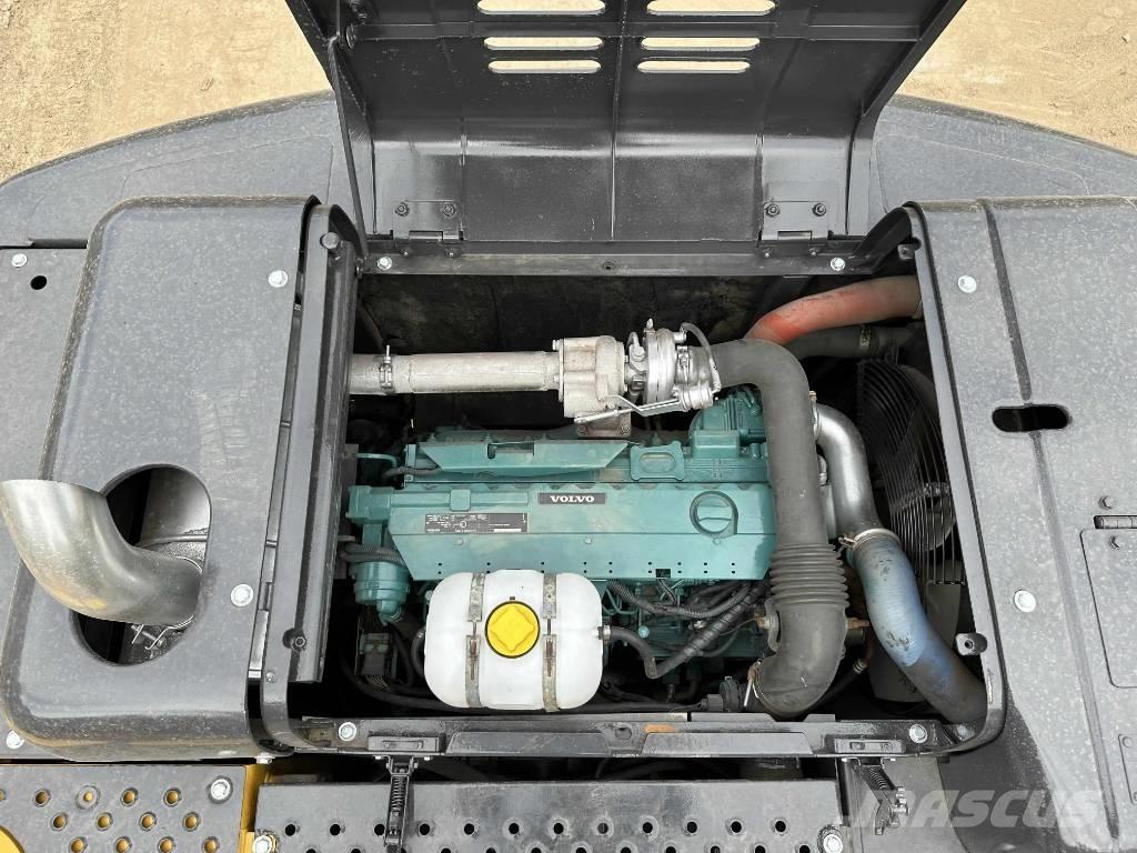 Volvo EC210D Crawler excavators