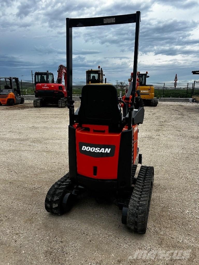 Doosan DX 10 Z Mini excavators < 7t