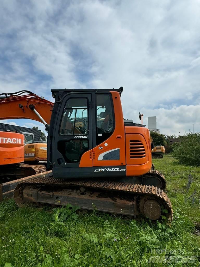 Doosan DX 140 LCR Crawler excavators