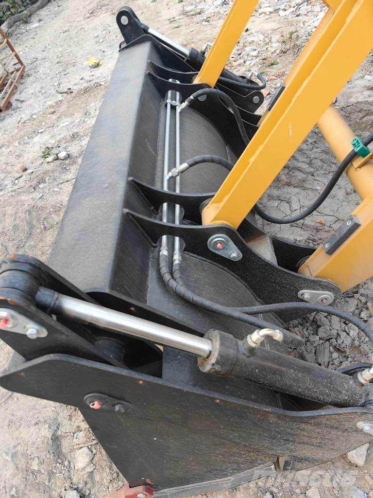 JCB 3 CX NEW MACHINE TLB's