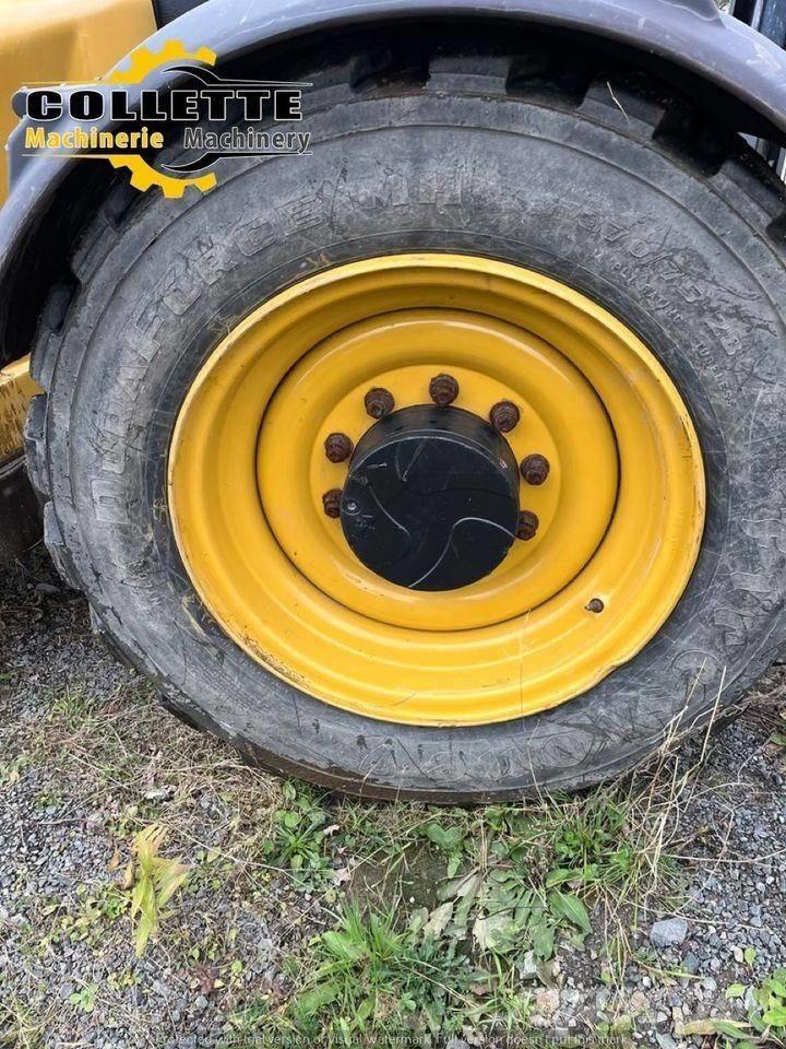 CAT TL 943 Telescopic handlers