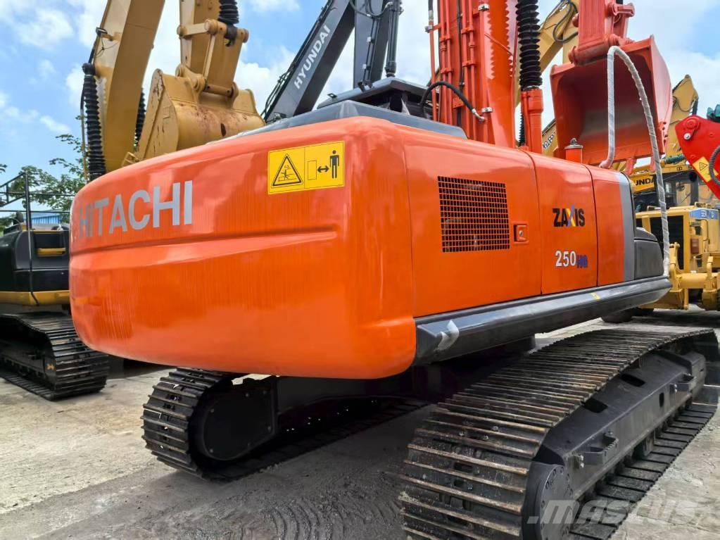 Hitachi ZX 250-3 Midi excavators  7t - 12t
