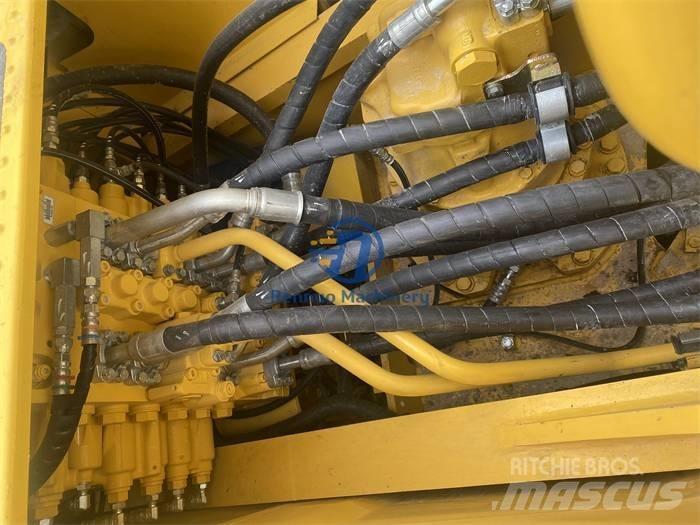 Komatsu PC 240 -8 Crawler excavators