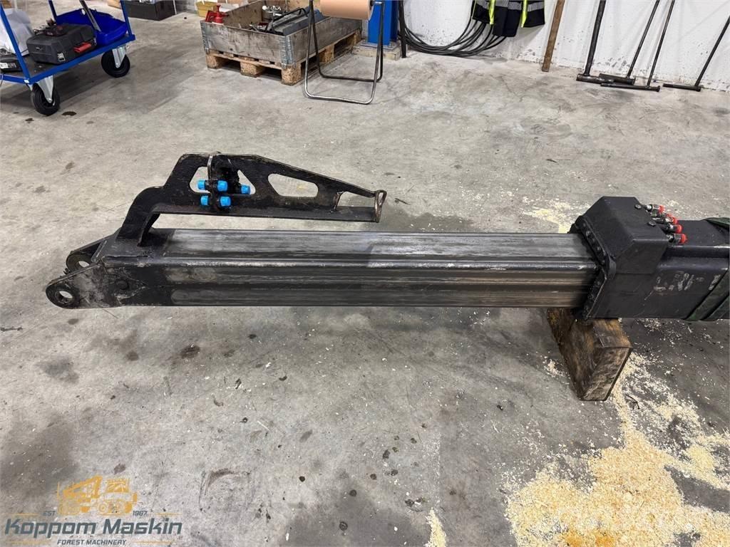 Valmet CRF12 Forwarder cranes