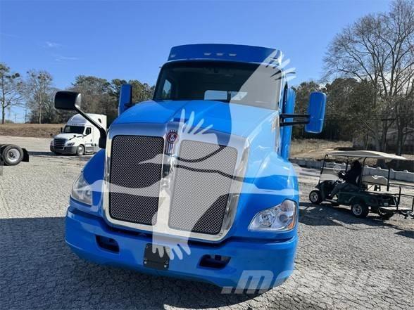 Kenworth T680 Truck Tractor Units