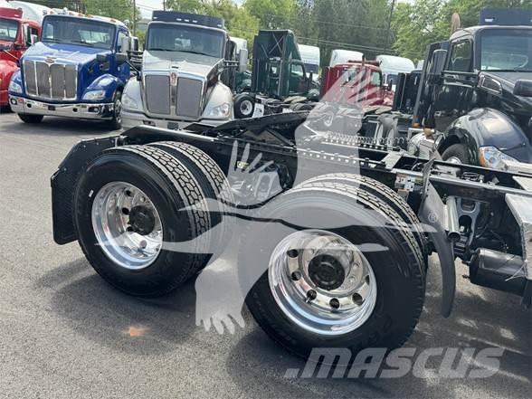 Kenworth T680 Truck Tractor Units