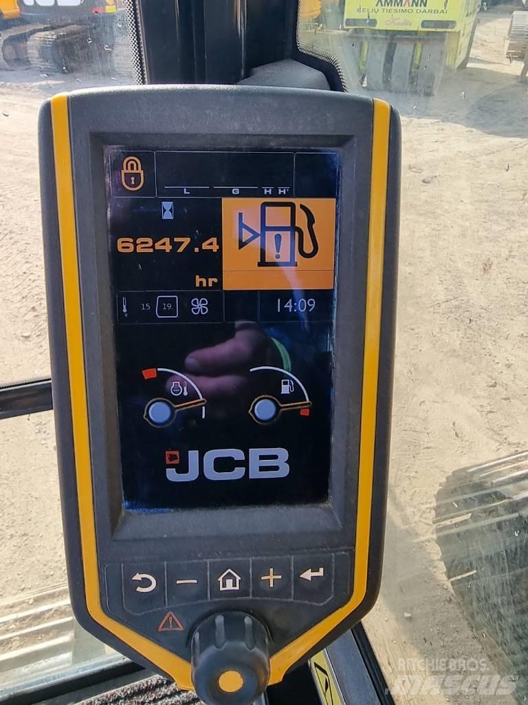 JCB JS 130 LC Crawler excavators
