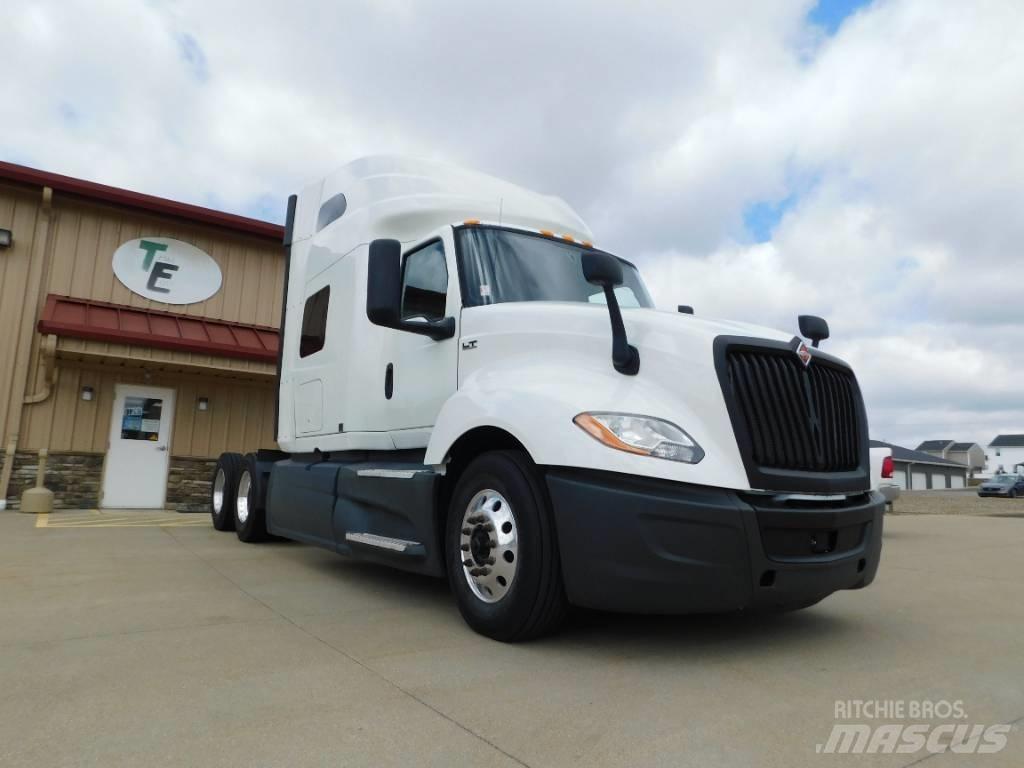 International LT 625 Truck Tractor Units