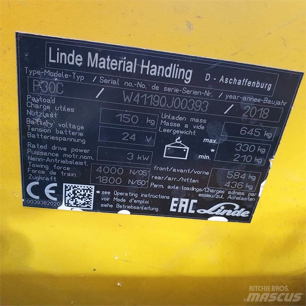 Linde P30C Towing truck