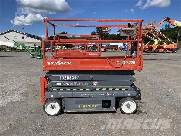 SkyJack SJ III 3226 Scissor lifts
