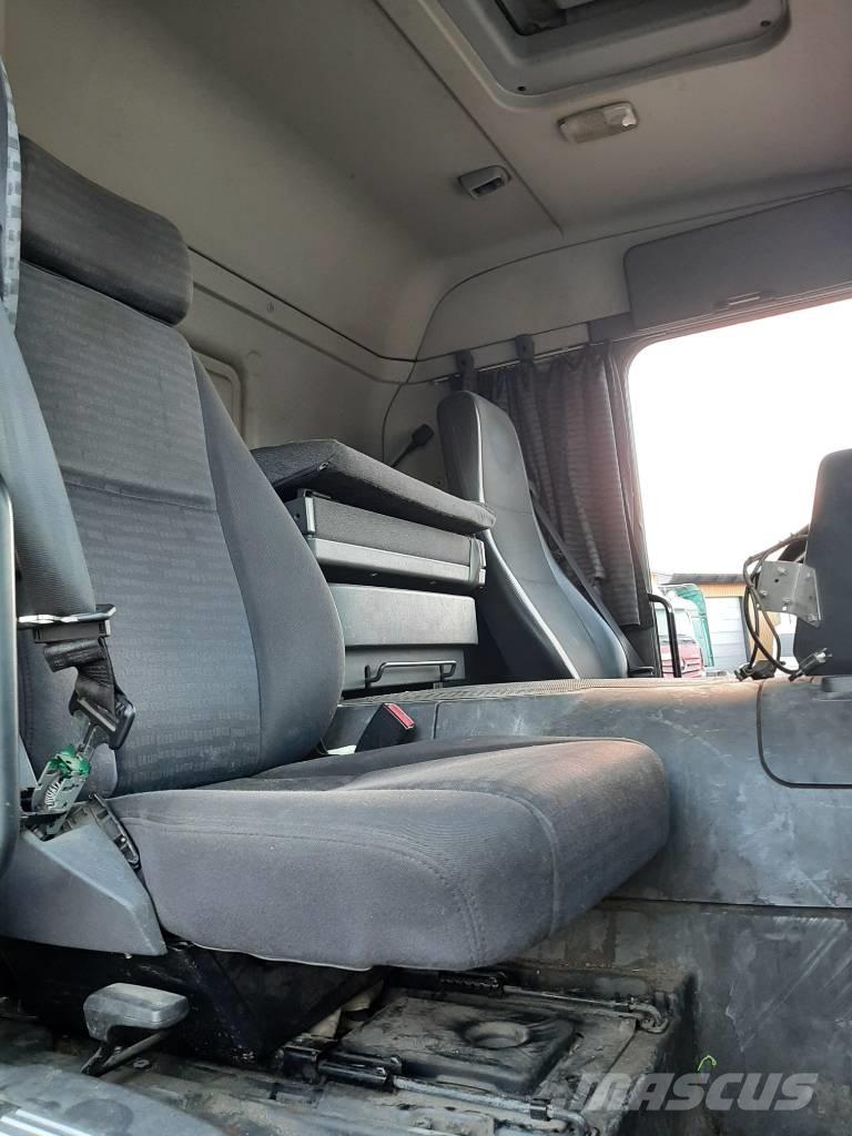 Scania P 420 Containerframe/Skiploader trucks