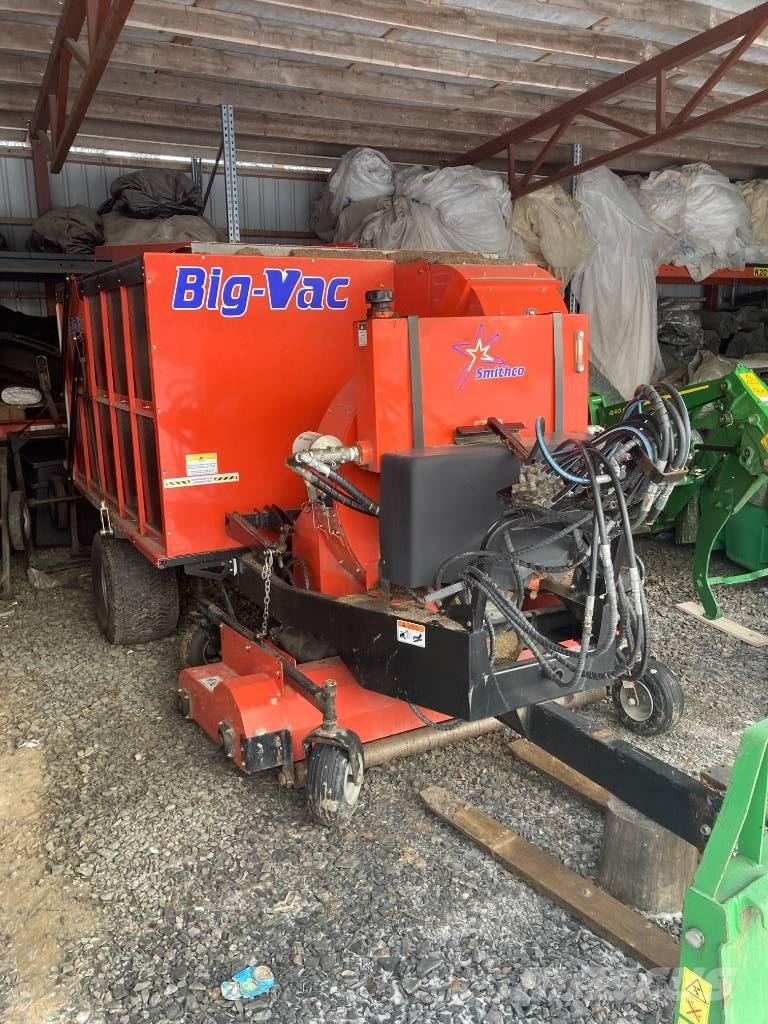 SmithCo Big Vac Other groundscare machines