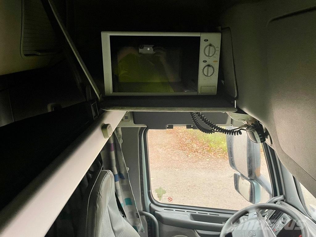 Volvo FH 12 460 Truck Tractor Units