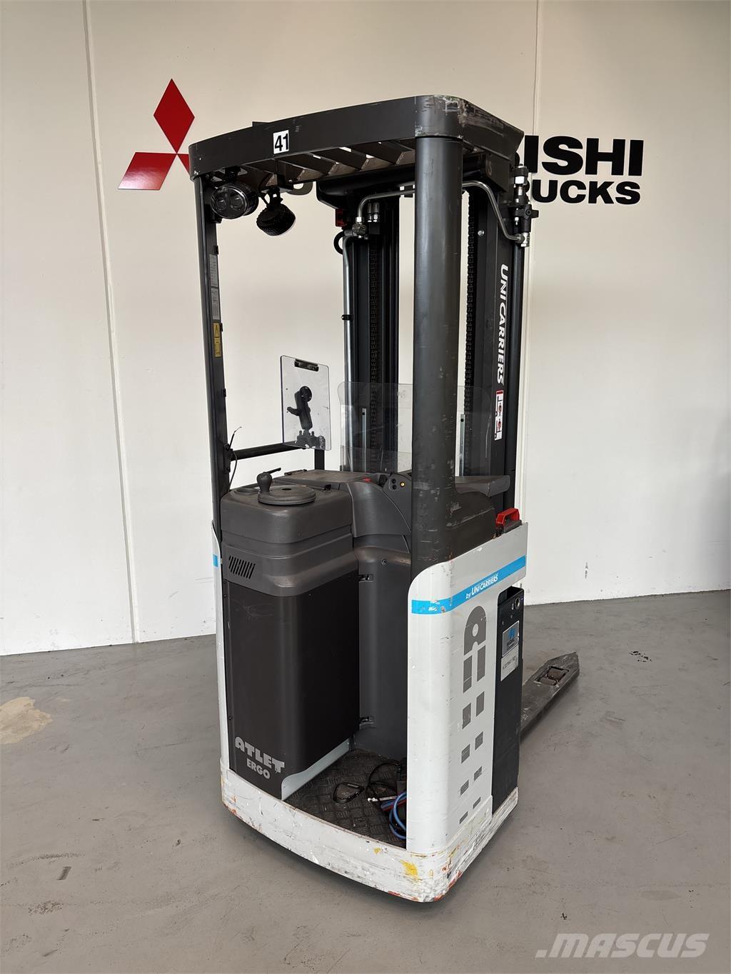 Atlet A160 Self propelled stackers